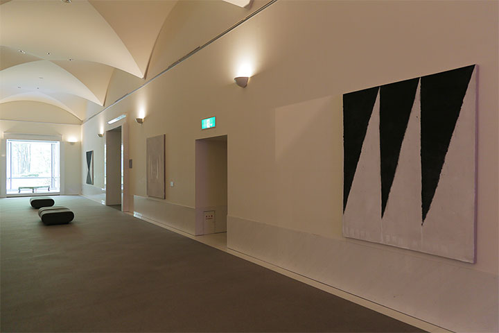 ハン・フェン《煙 Ⅱ》愛知県美術館10階