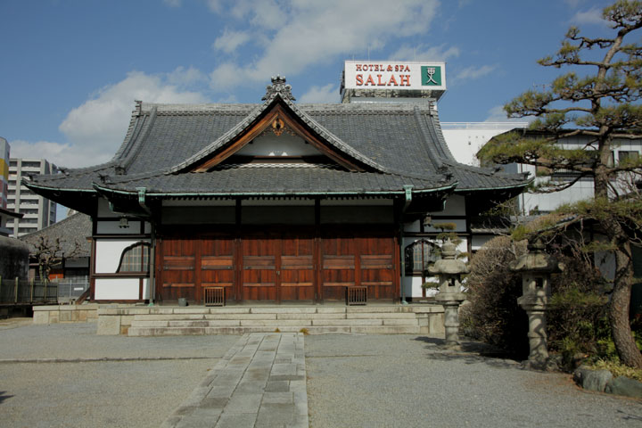 法華寺本堂