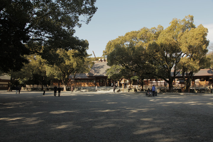 熱田神宮拝殿