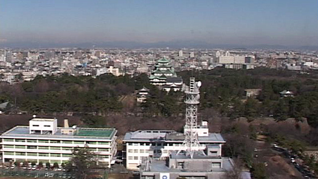 現在の風景 写真中央の水資源機構 中部支社あたりに亀尾天王社があった。