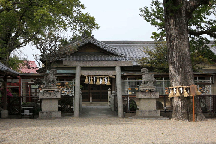 　市杵島姫神社