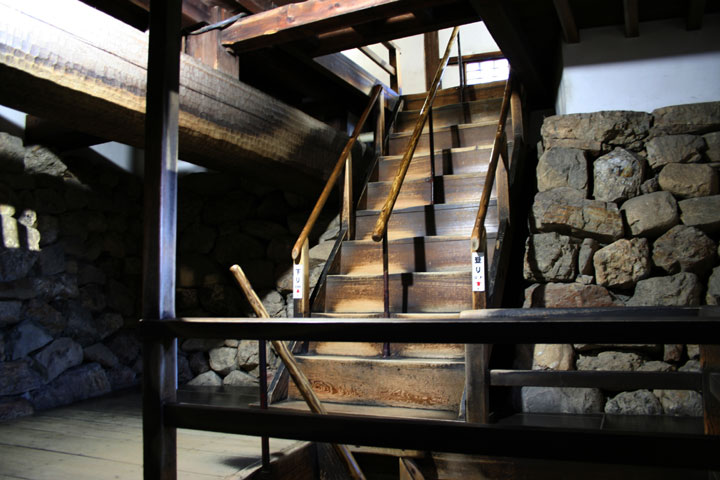 Stairs(basement first floor)