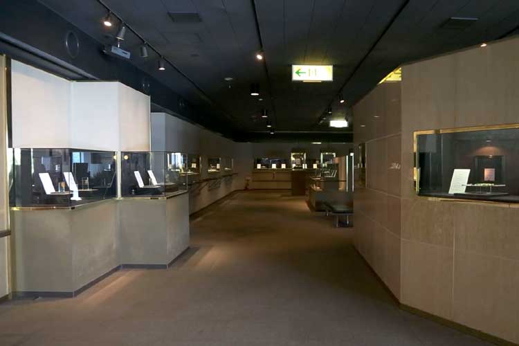 真珠博物館2F