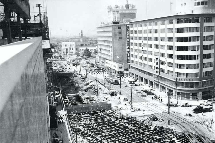 名駅前の地下鉄工事(1956年頃)