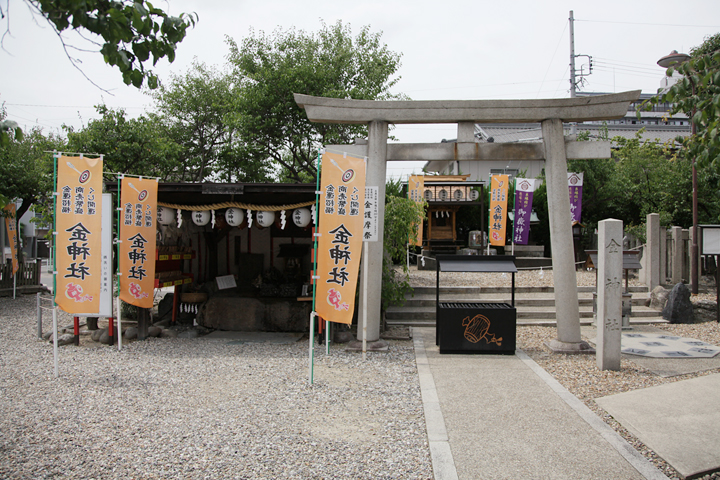 山田天満宮の境内社として祀られている金神社