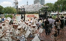 オープニングセレモニーで演奏する名古屋消防音楽隊