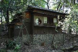 三賞亭（現在）：茶屋町の伊藤次郎左右衛門家本宅より移築された揚輝荘最初の建物