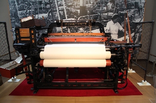 豊田佐吉が1924年に発明、完成したＧ型自動織機