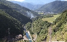 味噌川ダムより木祖村を望む