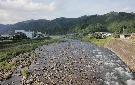 長良川. 郡上市白鳥町付近